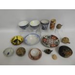 A quantity of mixed ceramic items including a numb