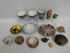 A quantity of mixed ceramic items including a numb