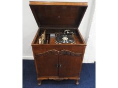 A Dulcetto gramophone in oak cabinet, working orde