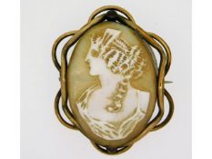 An antique cameo brooch, 44mm high