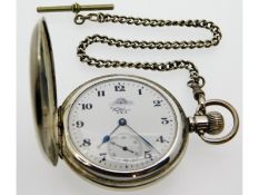 A Waltham USA silver pocket watch, 132.9g, 52mm di