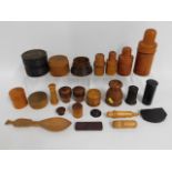 A quantity of mixed treen & apothecary bottle hold