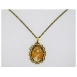 A 9ct gold cameo & 18in long, 9ct gold chain, dama