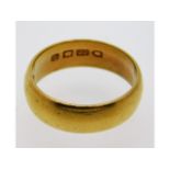 A 22ct gold band, 5.5g, size L/M