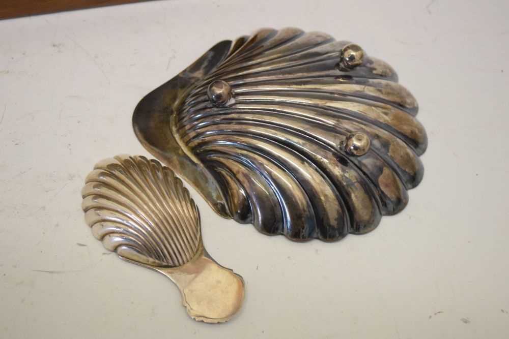 Quantity of small silver to include Edward VII silver scallop shell dish - Image 7 of 11