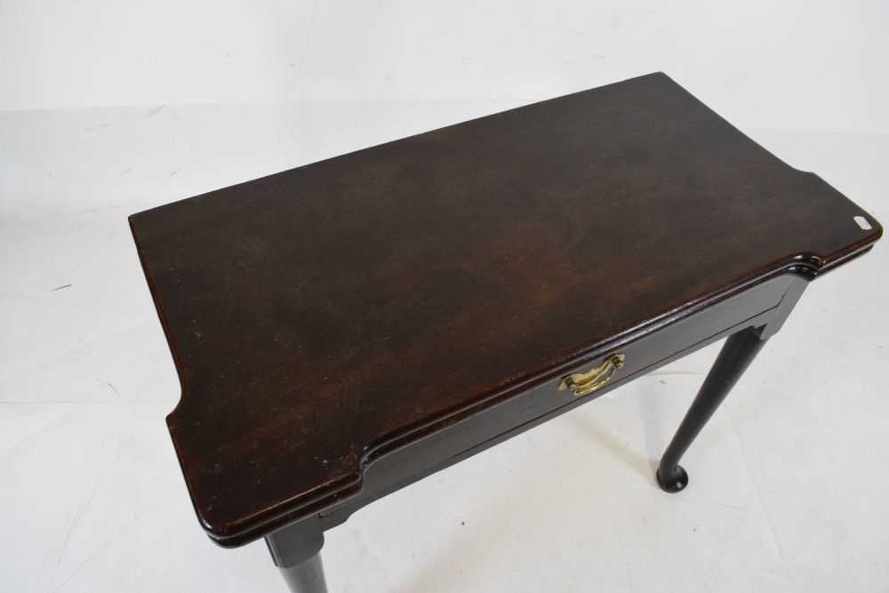 Mid 18th Century 'red walnut' fold-over tea table - Image 2 of 5