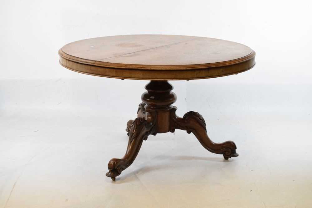 Victorian tilt-top centre or breakfast table - Image 2 of 6