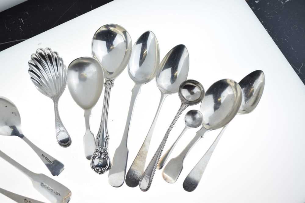 Quantity of Georgian and later caddy spoons, teaspoons, etc - Image 5 of 6