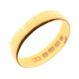 22ct gold wedding band