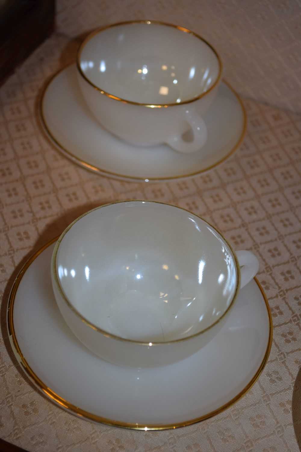 French 1950s opaline glass cups and saucers - Image 4 of 5