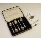 Five George VI silver teaspoons, silver pencil, niello brooch, etc