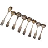 Small quantity of silver condiment spoons