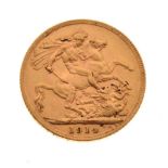 Coins - George V gold sovereign, 1914