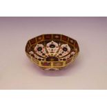 Royal Crown Derby Imari bowl, 21cm diameter