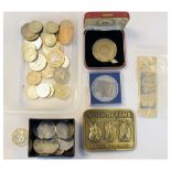 Quantity of commemorative Elizabeth II coins, etc