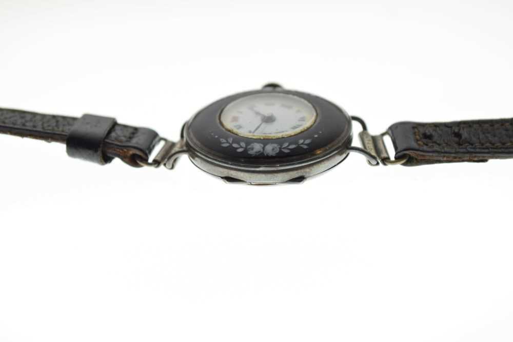 Lady's silver-cased wristwatch with enamel bezel - Image 5 of 8