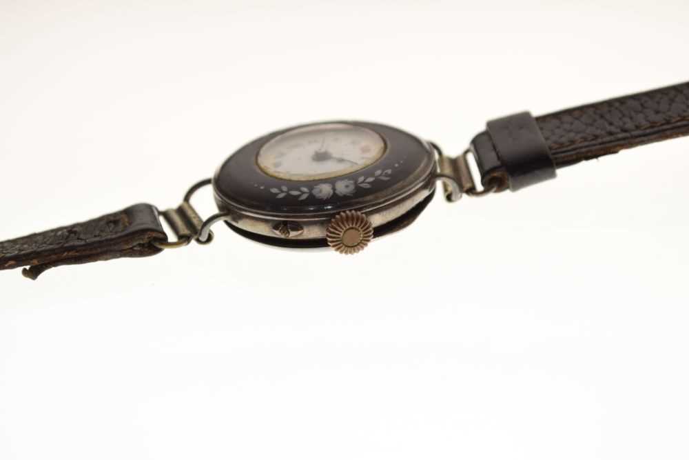 Lady's silver-cased wristwatch with enamel bezel - Image 3 of 8