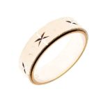 '14k' patterned wedding ring