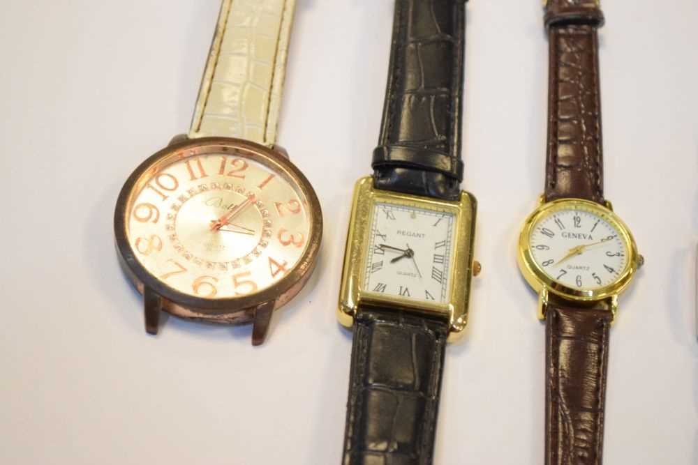 Quantity of fashion watches - Image 3 of 7