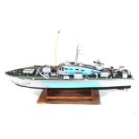 Deans Marine remote control gunboat