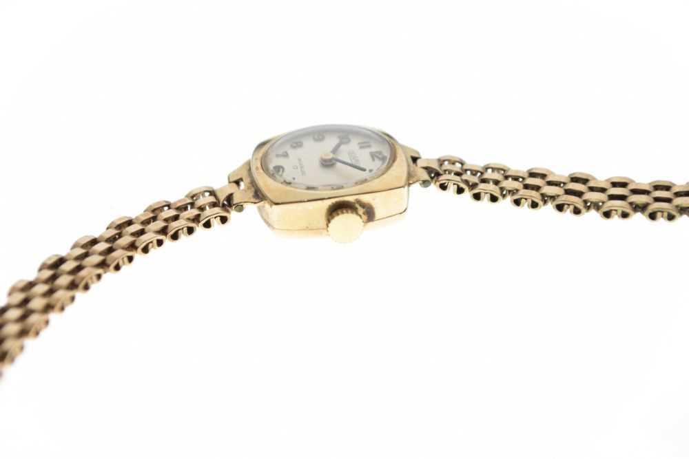 Lady's 9ct gold Roamer Incabloc 17 cocktail watch - Image 4 of 6