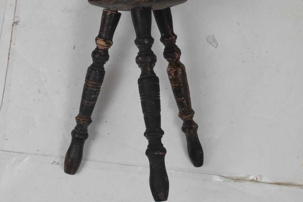 Spinning chair with carved decoration together with a similar stool - Image 6 of 15