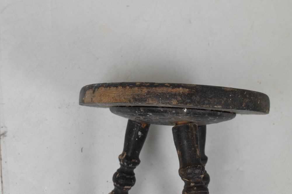 Spinning chair with carved decoration together with a similar stool - Image 8 of 15