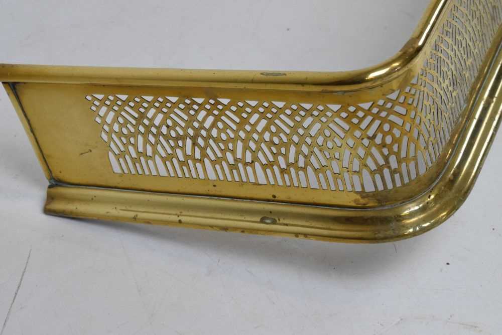 Modern brass bed end and fender - Image 13 of 15