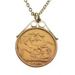 George V gold sovereign 1913, within a 9ct gold pendant mount, on a 9ct gold chain