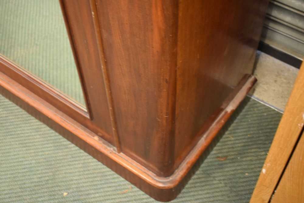 Victorian mahogany wardrobe - Image 5 of 7