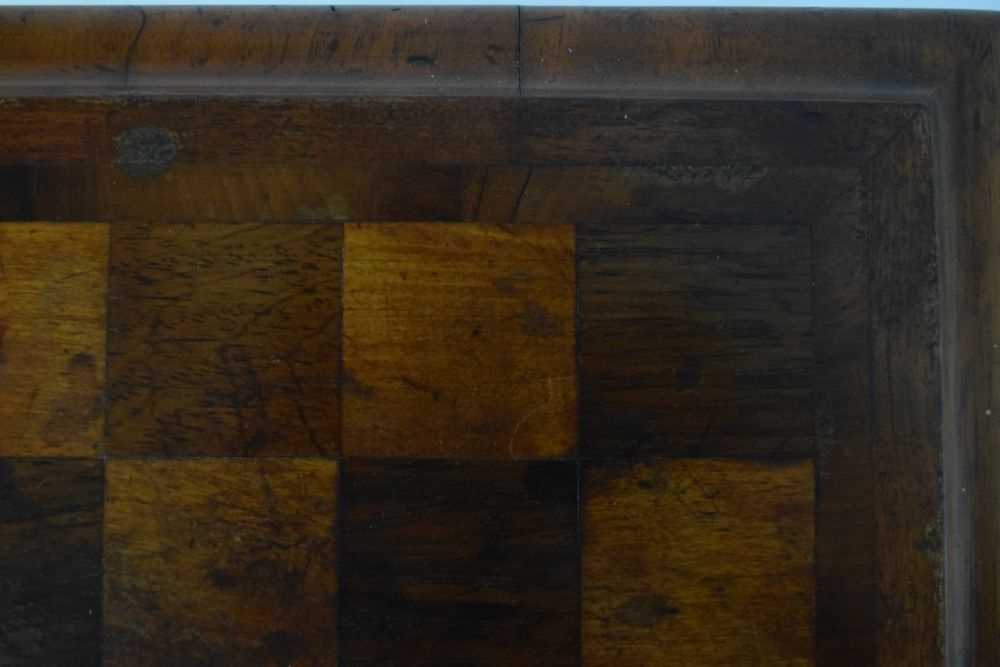 Early 19th Century inlaid walnut games table - Image 9 of 9