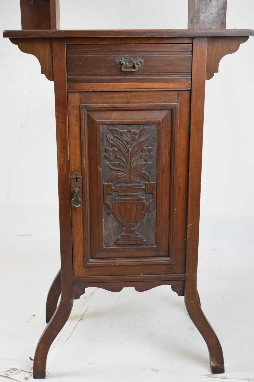 Edwardian small dressing stand - Image 2 of 10