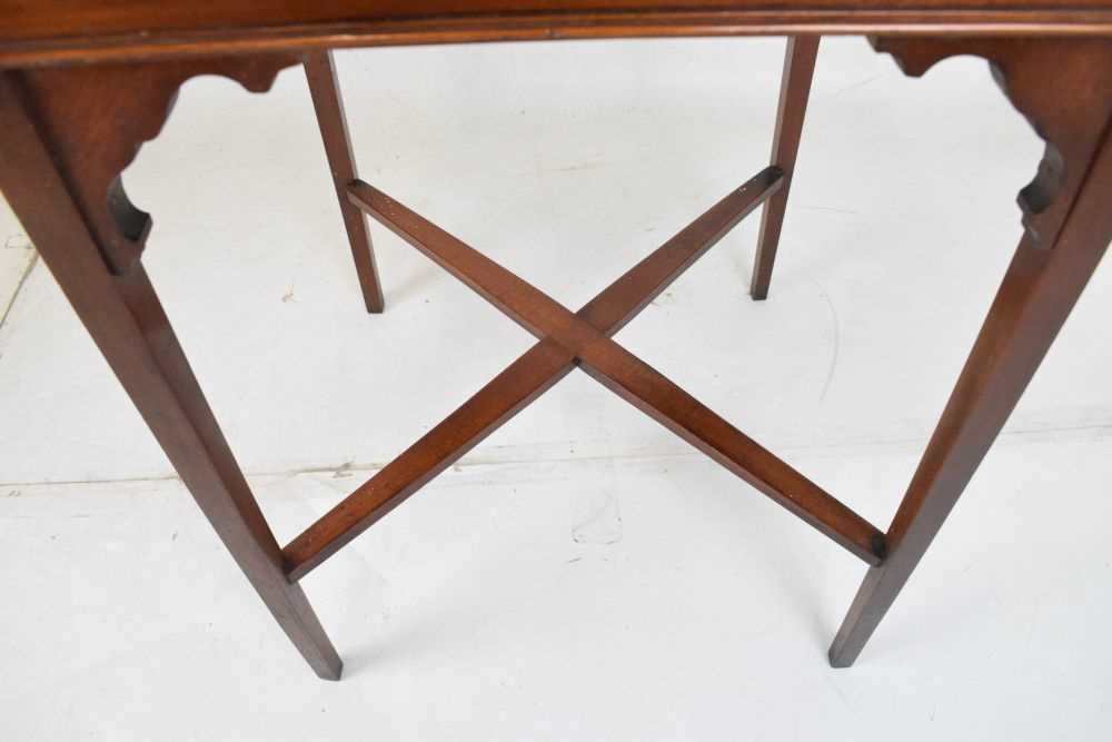 Early 19th Century inlaid walnut games table - Image 4 of 9