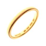 22ct gold wedding band