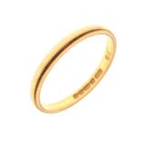 22ct gold wedding band, 2.4g approx