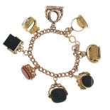 9ct gold curb link bracelet,