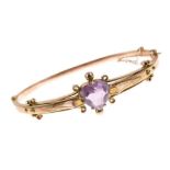 Edwardian 9ct gold hinged bangle,