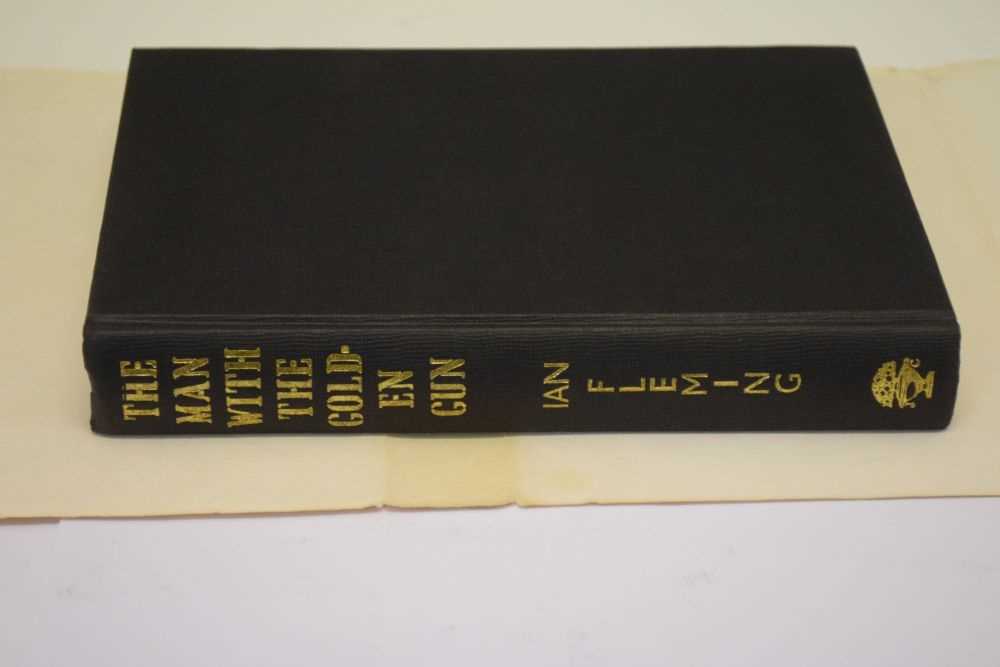 Books - Fleming, Ian (1908-1964) - 'The Man with the Golden Gun', First Edition 1965 - Image 13 of 13