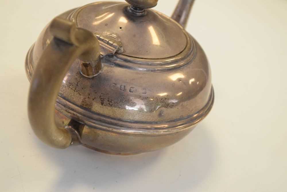 Edward VIII bachelor silver teapot - Image 3 of 6