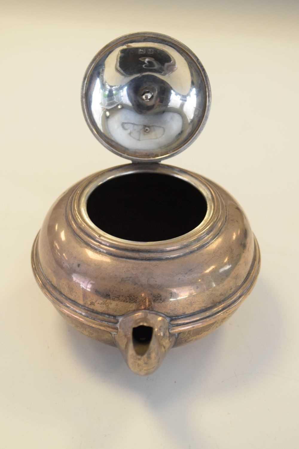Edward VIII bachelor silver teapot - Image 5 of 6