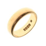 18ct gold wedding band