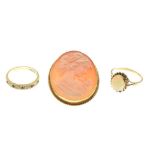 Two 9ct gold gem-set rings and a 9ct gold shell cameo brooch