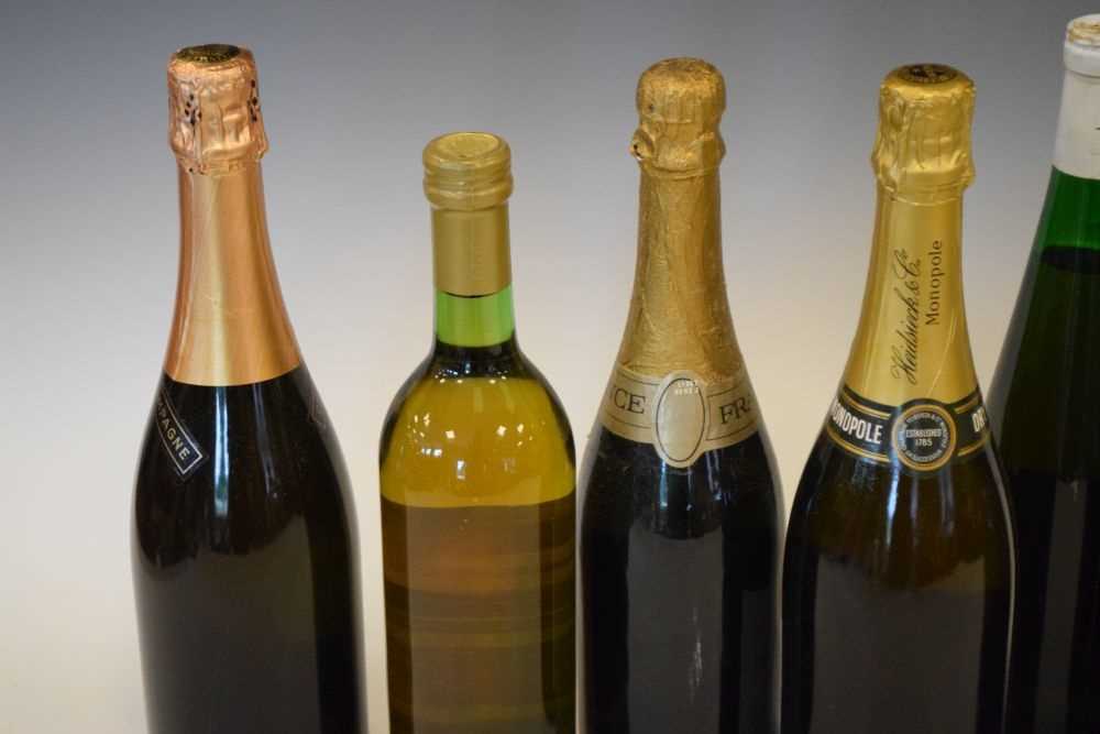 Three bottles of non-vintage champagne/French sparkling wine, etc (7) - Image 5 of 6