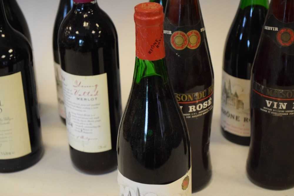 Twelve bottles of red and rose table wine - Image 6 of 7