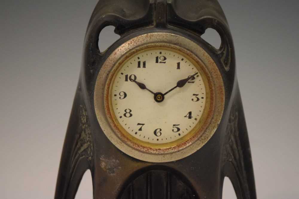 Continental Art Nouveau spelter clock - Image 3 of 9