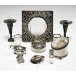 Small group of silver and objects of vertu