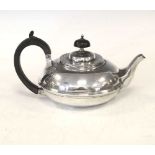 Edward VII silver "bachelor's" teapot, London 1909, 351g gross approx.