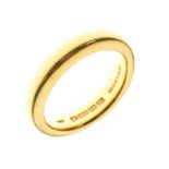 22ct gold wedding band