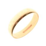 9ct gold wedding band