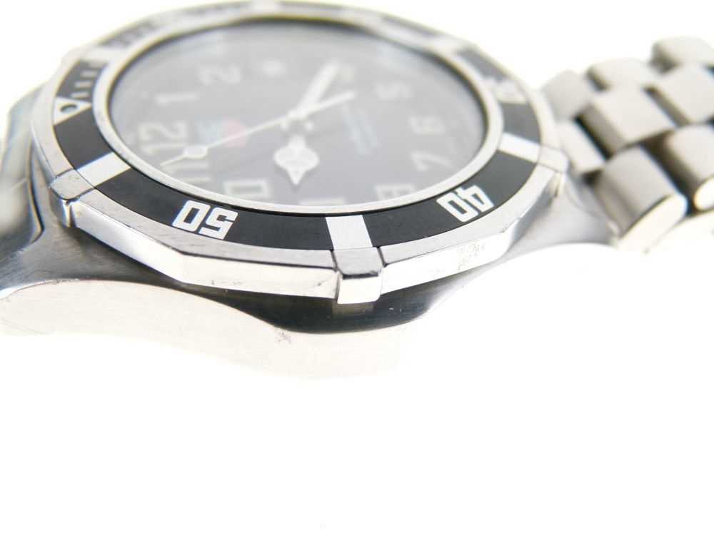 Tag Heuer - Gentleman's Professional 200 stainless steel wristwatch - Image 6 of 11